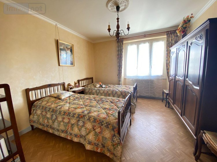 Maison a vendre Ladinhac 15120 Cantal 161 m2 8 pièces 201400 euros