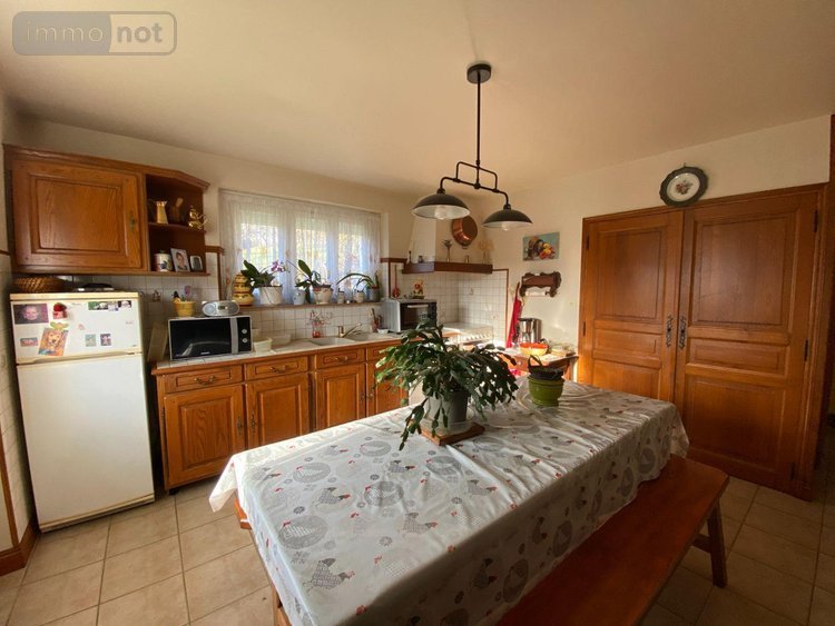 Maison a vendre Ladinhac 15120 Cantal 161 m2 8 pièces 201400 euros