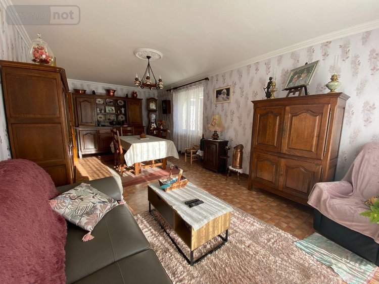 Maison a vendre Ladinhac 15120 Cantal 161 m2 8 pièces 201400 euros