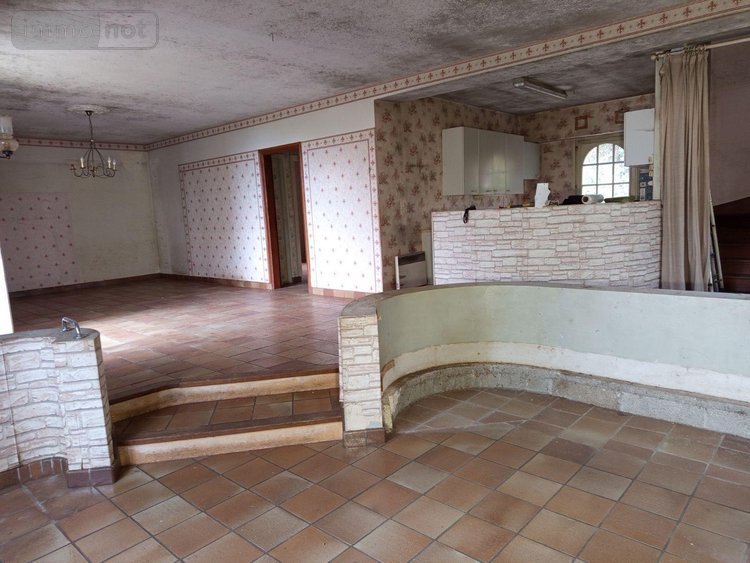 Maison a vendre Kerlaz 29100 Finistère 157 m2 6 pièces 272480 euros