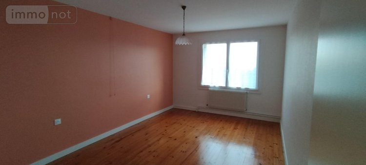 Maison a vendre Secondigné-sur-Belle 79170 Deux-Sèvres 154 m2 6 pièces 157600 euros