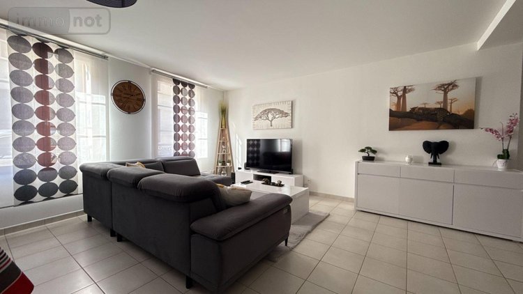 Appartement a vendre Châlons-en-Champagne 51000 Marne 73 m2 3 pièces 130000 euros