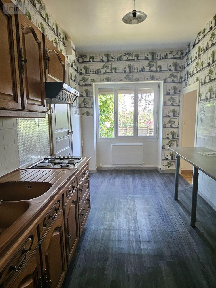 Maison a vendre La Celle 18200 Cher 229 m2 6 pièces 169720 euros