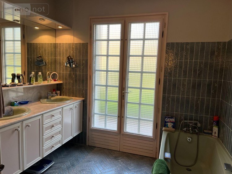 Maison a vendre Velles 36330 Indre 215 m2 5 pièces 245000 euros