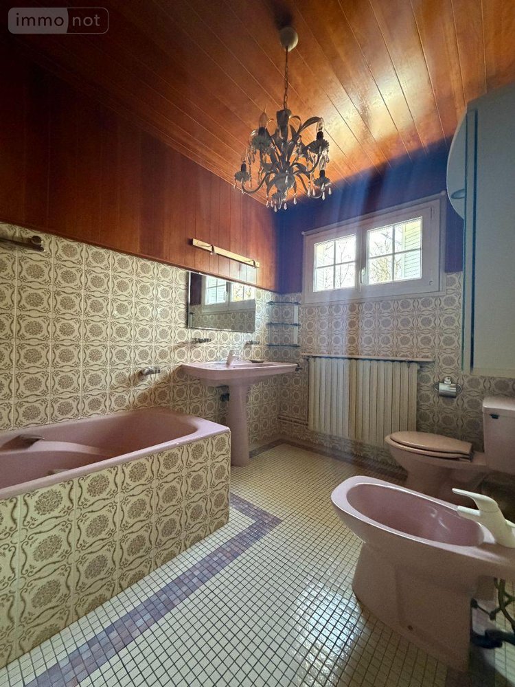 Maison a vendre Davayé 71960 Saône-et-Loire 192 m2 8 pièces 395200 euros