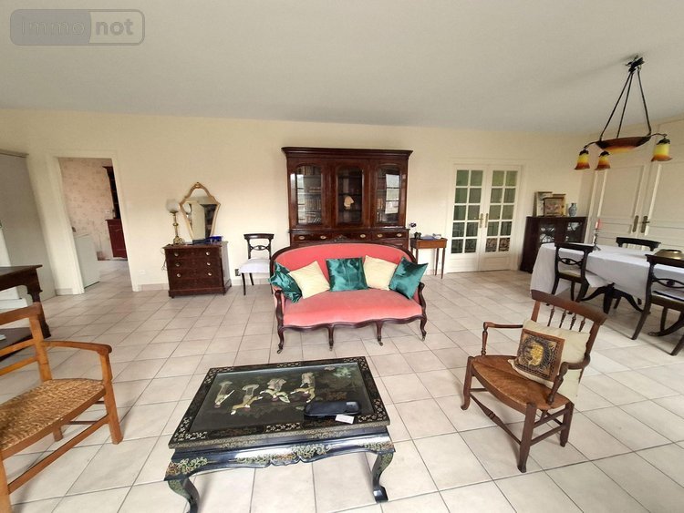 Maison a vendre Sauxillanges 63490 Puy-de-Dôme 239 m2 7 pièces 231000 euros