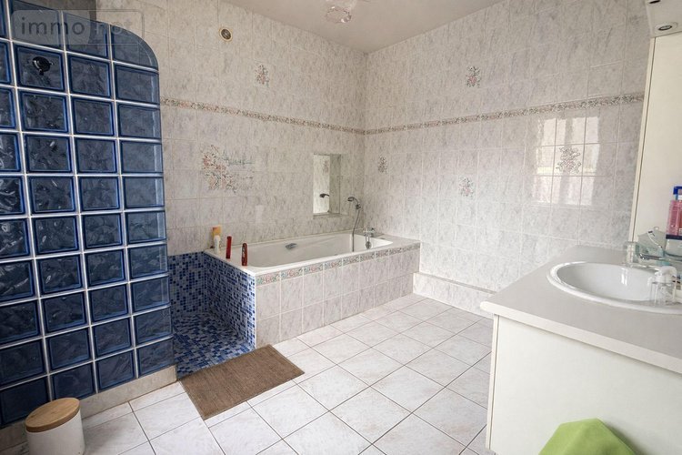 Maison a vendre Bogny-sur-Meuse 08120 Ardennes 216 m2 8 pièces 213000 euros