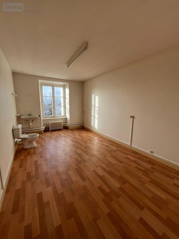 propriete a vendre Saint-James 50240 Manche 2260 m2 65 pièces 1050000 euros