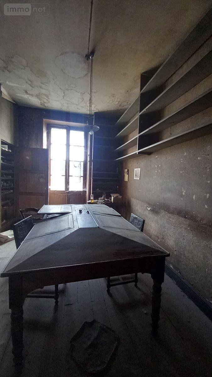 Immeuble a vendre Murat 15300 Cantal  106000 euros