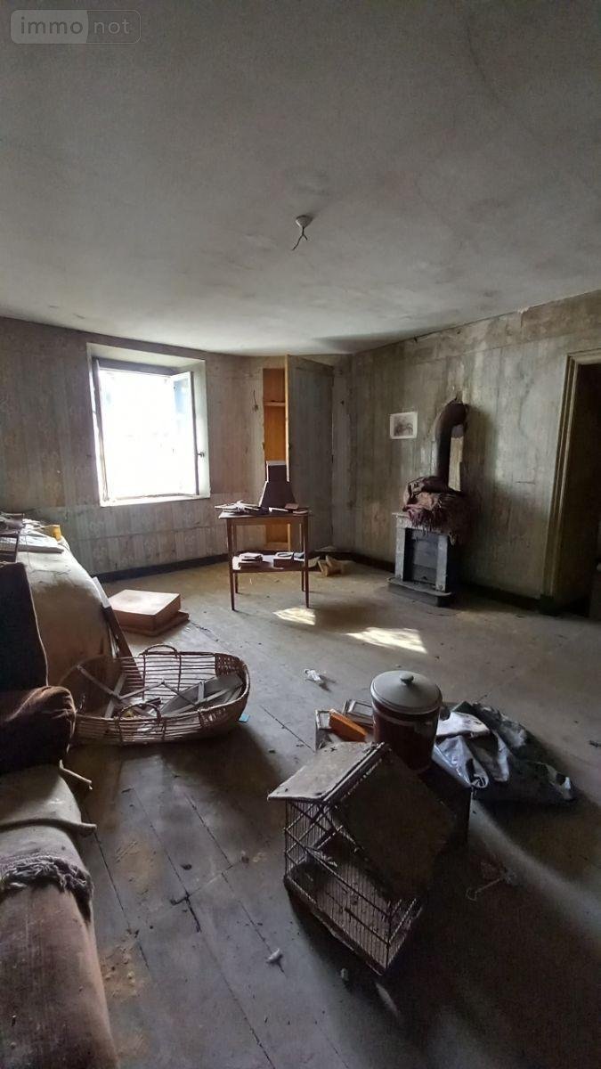 Immeuble a vendre Murat 15300 Cantal  106000 euros