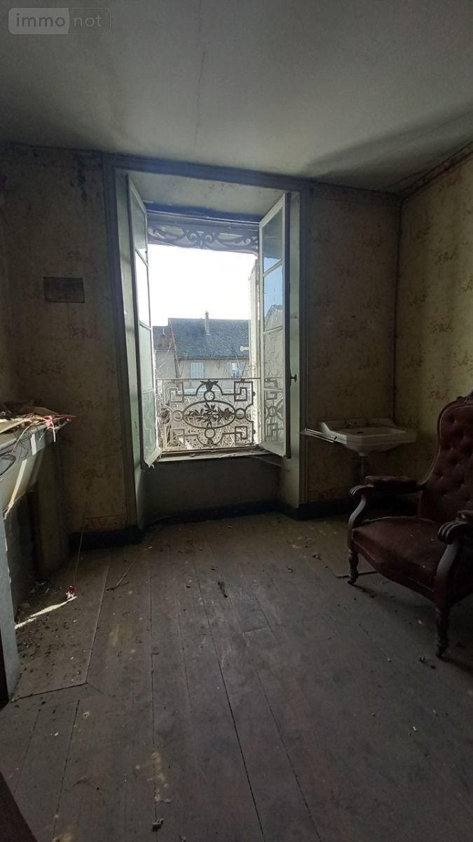 Immeuble a vendre Murat 15300 Cantal  106000 euros