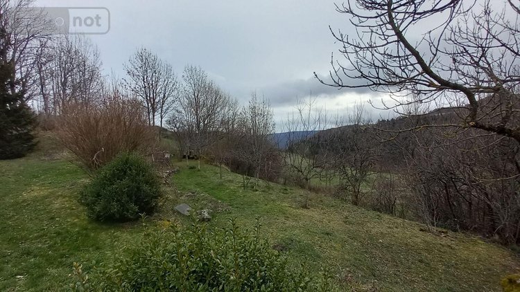 Maison a vendre Vèze 15160 Cantal 188 m2  195000 euros