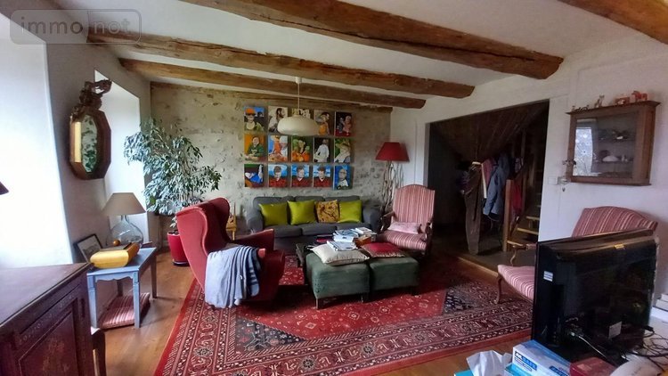 Maison a vendre Vèze 15160 Cantal 188 m2  195000 euros
