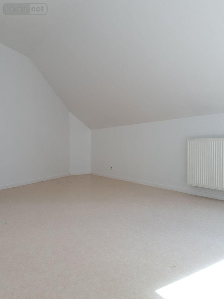 Location appartement Pleumeleuc 35137 Ille-et-Vilaine 58 m2 3 pièces 608 euros