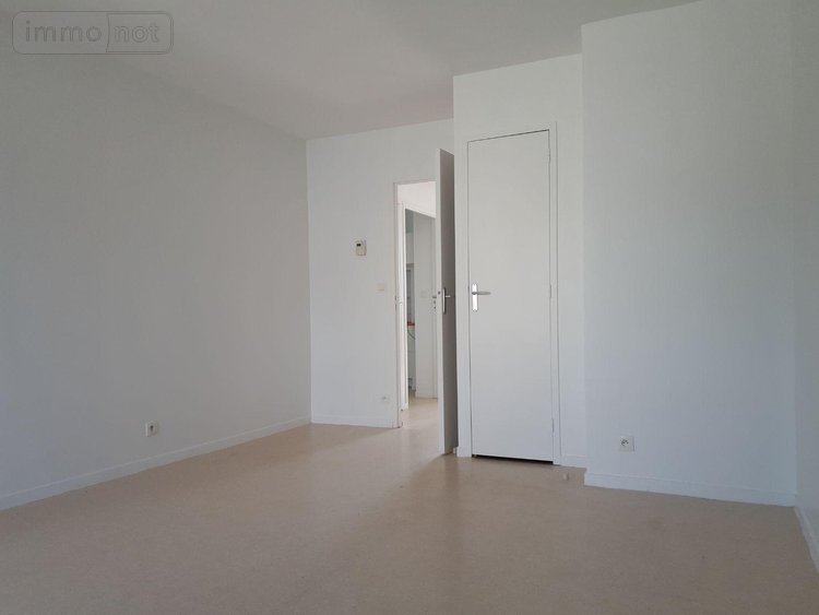 Location appartement Pleumeleuc 35137 Ille-et-Vilaine 58 m2 3 pièces 608 euros