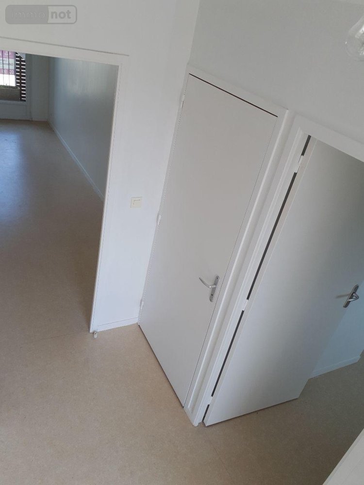 Location appartement Pleumeleuc 35137 Ille-et-Vilaine 58 m2 3 pièces 608 euros