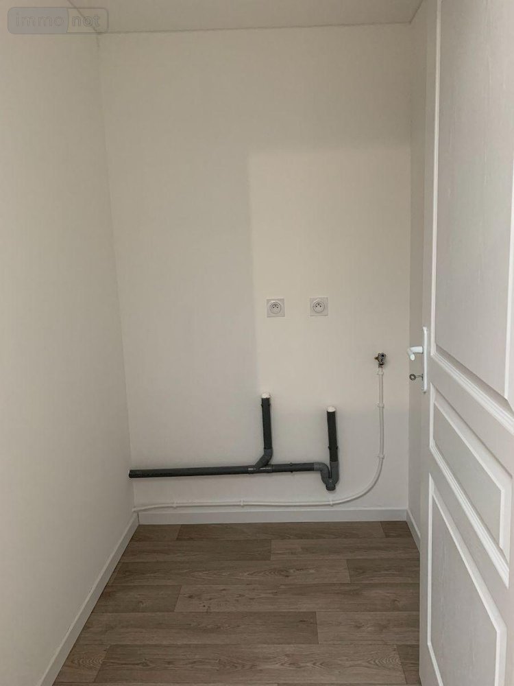 Location appartement Bailleul 59270 Nord 87 m2 3 pièces 750 euros