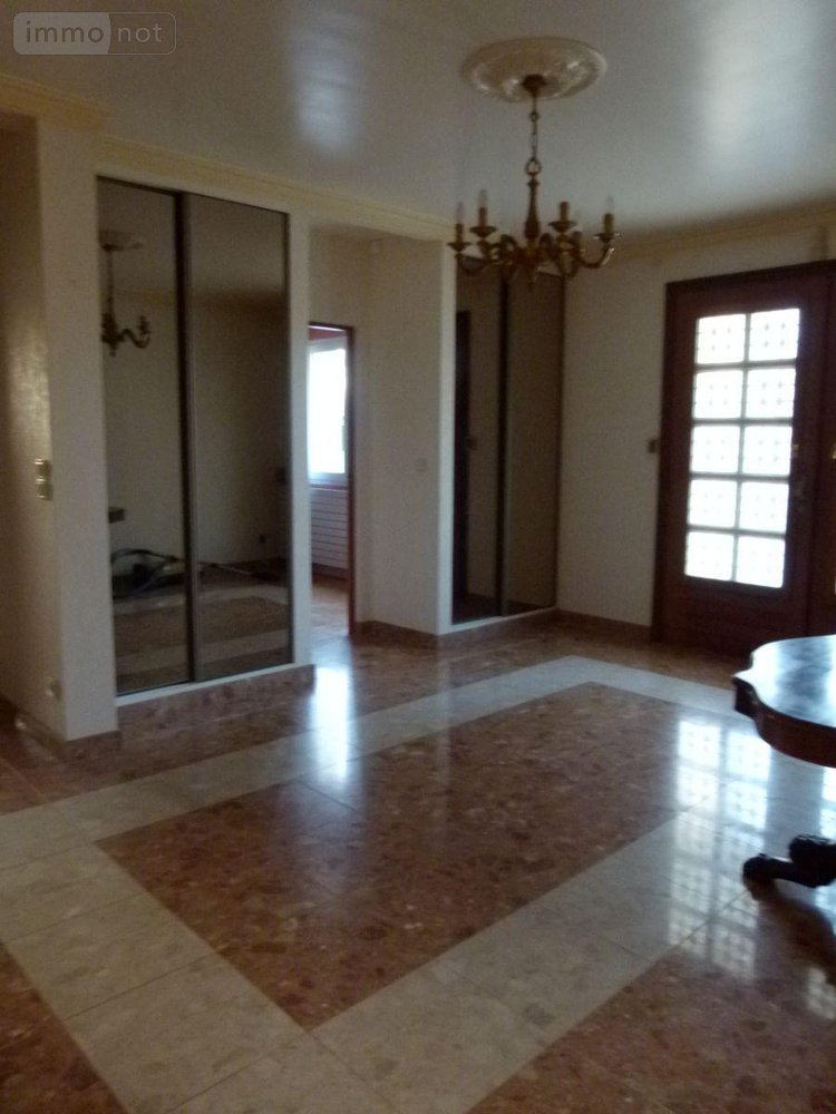 propriete a vendre Lourdoueix-Saint-Pierre 23360 Creuse 390 m2 6 pièces 364000 euros