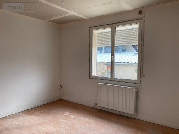 Maison a vendre Molinet 03510 Allier 135 m2  73960 euros