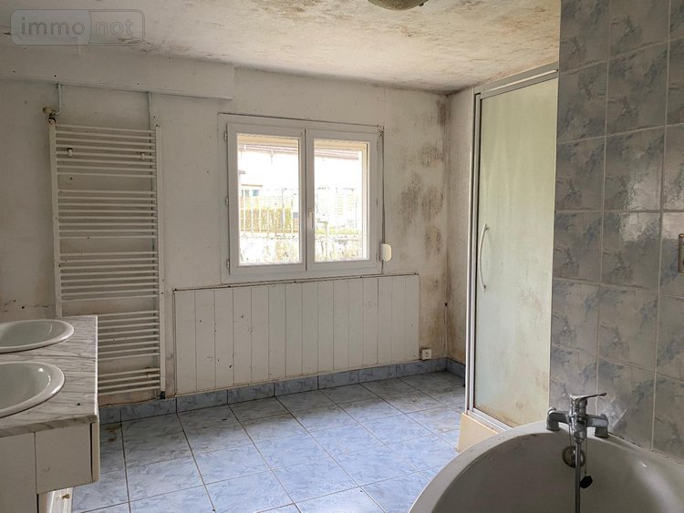 Maison a vendre Molinet 03510 Allier 135 m2  73960 euros