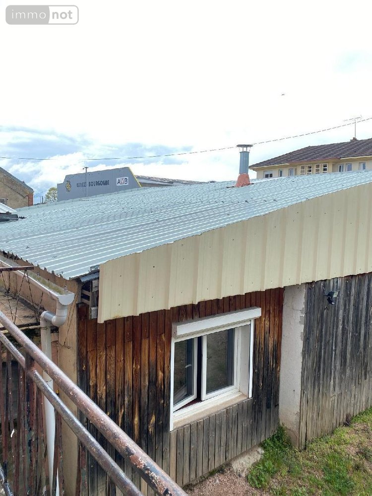 Maison a vendre Molinet 03510 Allier 135 m2  73960 euros