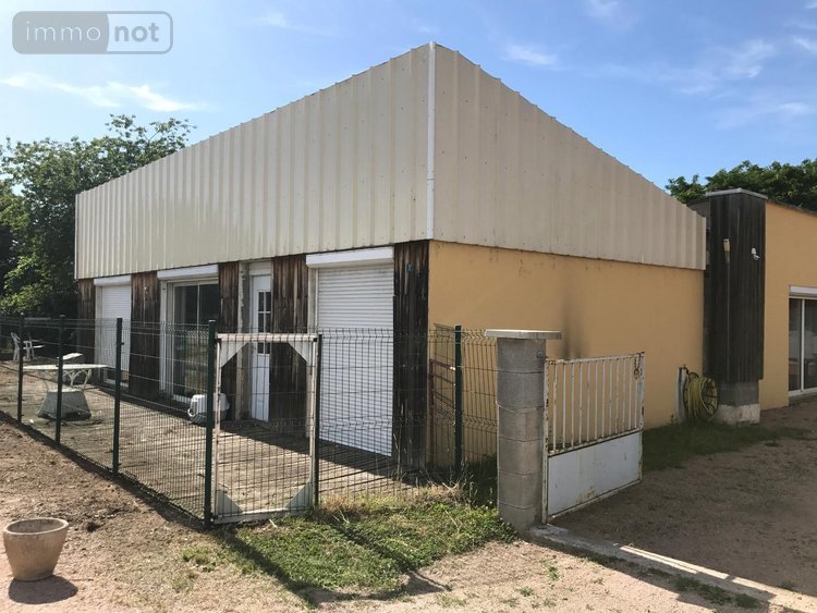 Maison a vendre Molinet 03510 Allier 135 m2  73960 euros