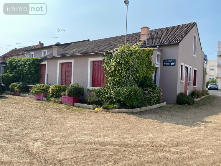 Fonds et murs commerciaux a vendre Digoin 71160 Saône-et-Loire 787 m2  549961 euros