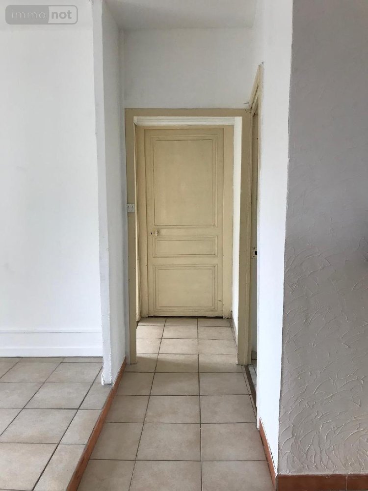 Immeuble a vendre Génelard 71420 Saône-et-Loire 279 m2  155000 euros