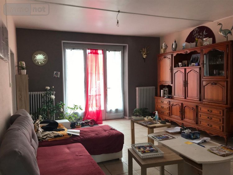 Immeuble a vendre Génelard 71420 Saône-et-Loire 279 m2  155000 euros