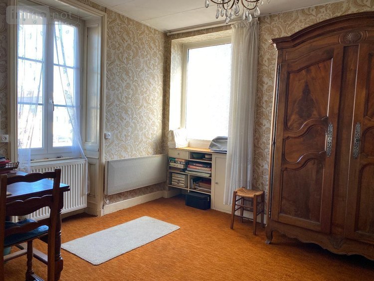 Maison a vendre Paray-le-Monial 71600 Saône-et-Loire 156 m2 9 pièces 220680 euros