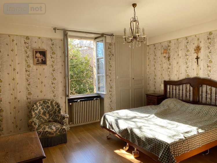 Maison a vendre Paray-le-Monial 71600 Saône-et-Loire 156 m2 9 pièces 220680 euros