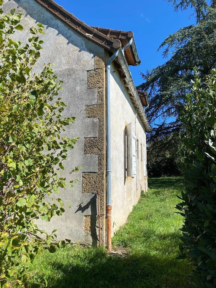 Maison a vendre Poisson 71600 Saône-et-Loire 74 m2 3 pièces 108544 euros