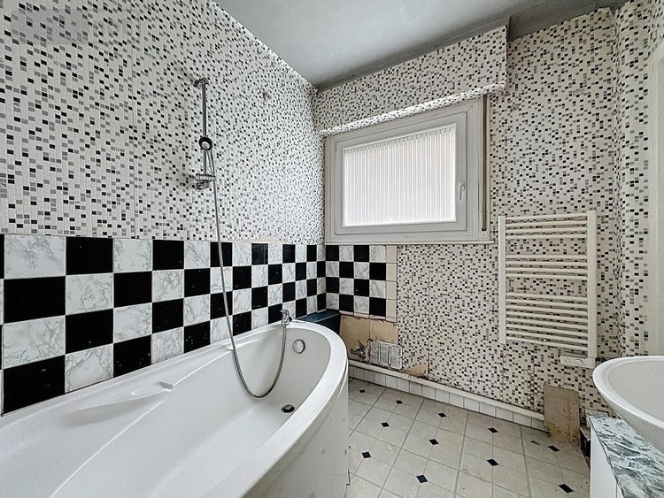 Appartement a vendre Rosendael 59240 Nord 88 m2 4 pièces 137500 euros