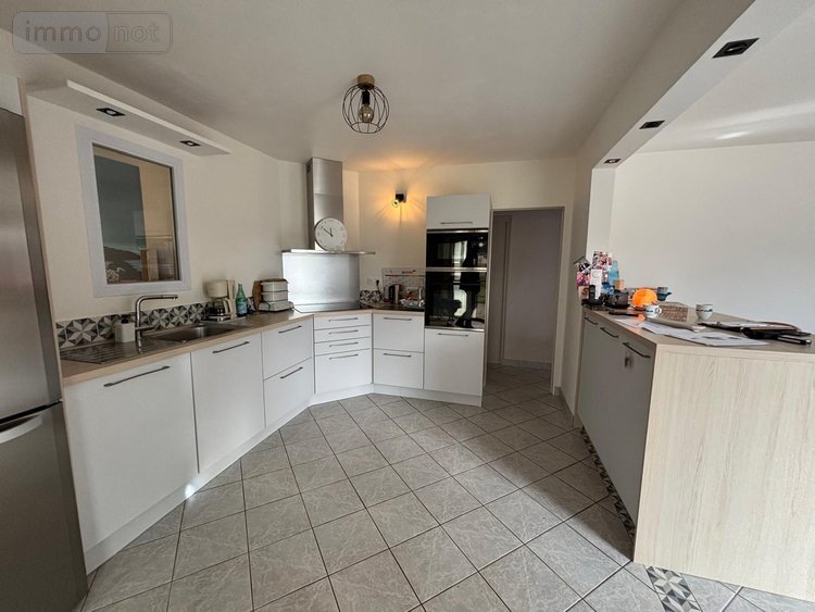 Maison a vendre Plouvien 29860 Finistère 177 m2 7 pièces 518570 euros