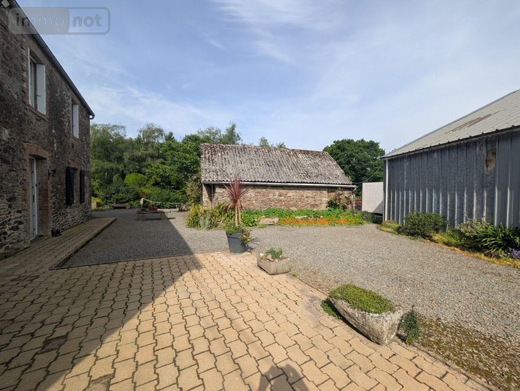 Maison a vendre Loc-Eguiner-Saint-Thégonnec 29410 Finistère 190 m2 9 pièces 362200 euros