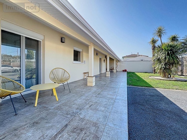 Maison a vendre Saint-Denis-de-Pile 33910 Gironde 208 m2 7 pièces 640000 euros