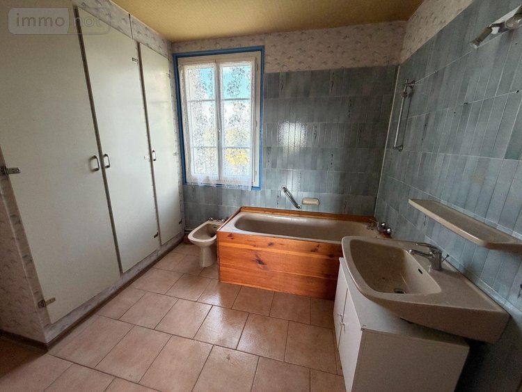 Maison a vendre Lacapelle-Marival 46120 Lot 225 m2 10 pièces 152800 euros