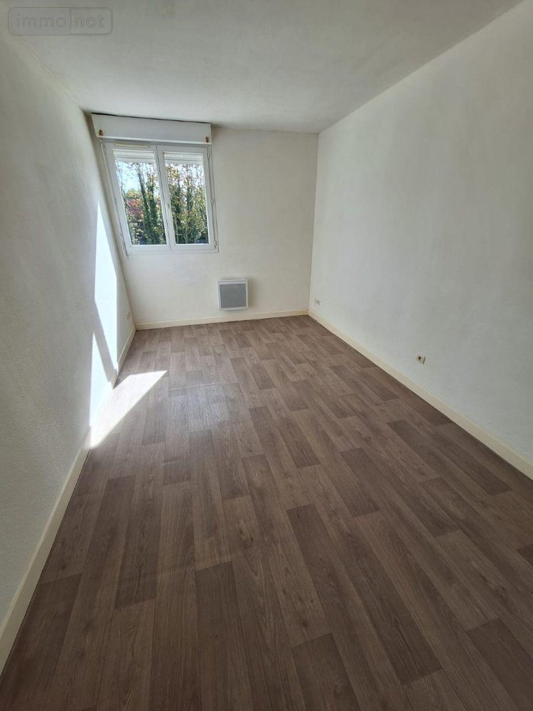 Appartement a vendre Lesparre-Médoc 33340 Gironde 75 m2 3 pièces 115000 euros