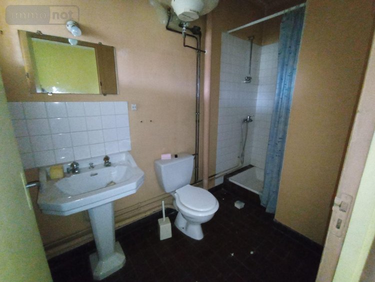 Immeuble a vendre Condé-en-Normandie 14110 Calvados 426 m2  230200 euros