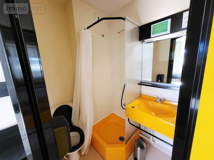 Fonds et murs commerciaux a vendre Merlines 19340 Corrèze 1099 m2  364000 euros