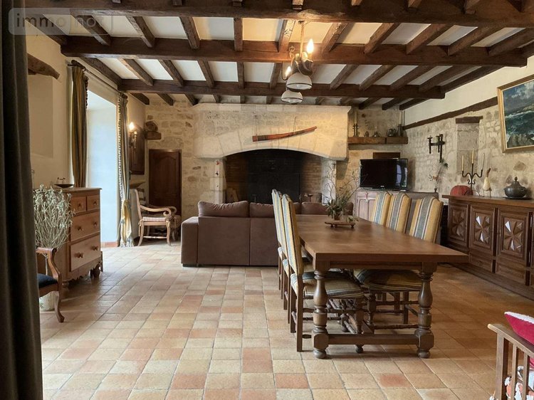 Maison a vendre Gourdon 46300 Lot 200 m2 8 pièces 365000 euros