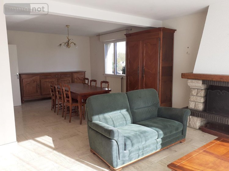 Location maison Vitré 35500 Ille-et-Vilaine 141 m2 7 pièces 990 euros