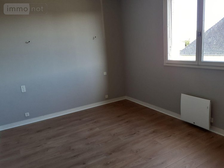 Location maison Vitré 35500 Ille-et-Vilaine 141 m2 7 pièces 990 euros