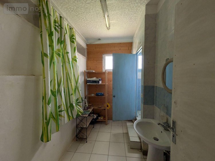 Fonds et murs commerciaux a vendre Clohars-Carnoët 29360 Finistère 1500 m2  498720 euros