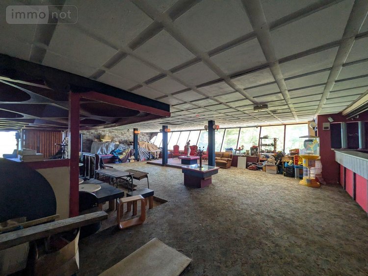Fonds et murs commerciaux a vendre Clohars-Carnoët 29360 Finistère 1500 m2  498720 euros