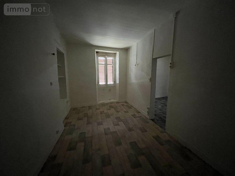 Fonds et murs commerciaux a vendre Châteauroux 36000 Indre 103 m2  122920 euros