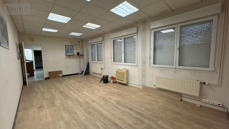 Fonds et murs commerciaux a vendre Fagnières 51510 Marne 438 m2  399000 euros