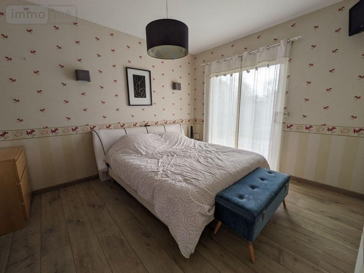 Maison a vendre Chavagnes-en-Paillers 85250 Vendée 207 m2 7 pièces 275000 euros