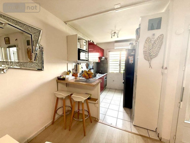 Appartement a vendre Saint-Gilles-les-Bains 97434 Réunion 50 m2 2 pièces 280000 euros
