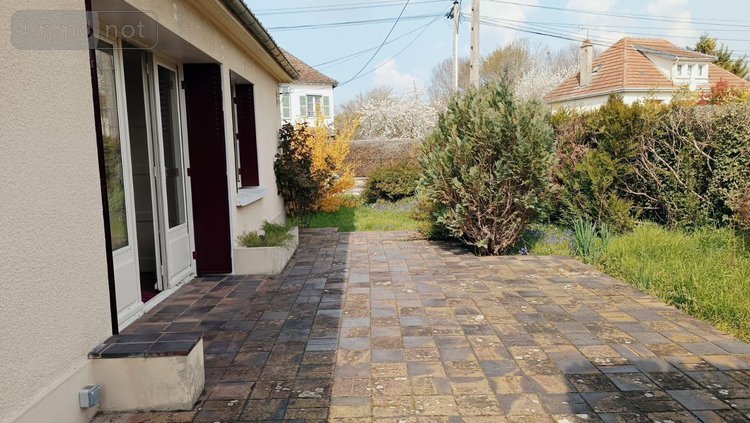 Location maison Les Noës-près-Troyes 10420 Aube 70 m2 3 pièces 850 euros